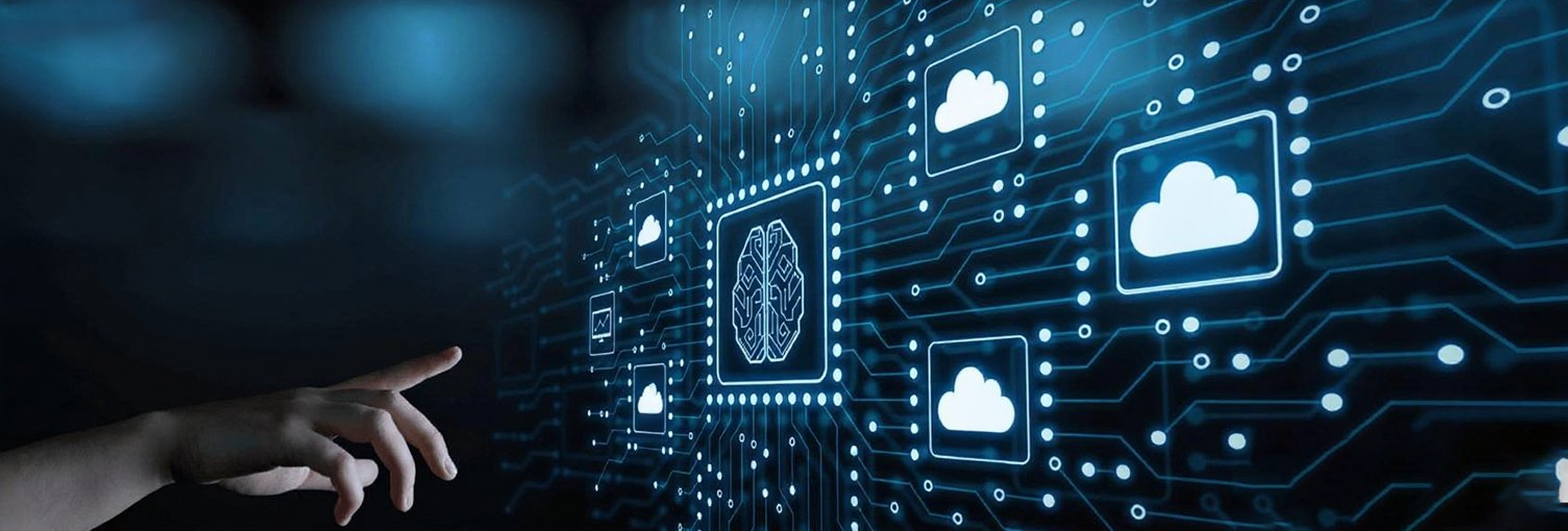 人工智能模拟交易平台，如何实现高效算力？